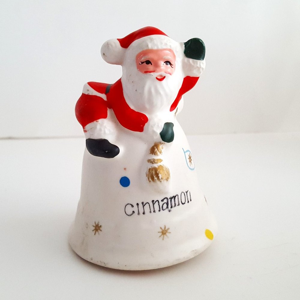 Vintage Napcoware Christmas Ceramic Santa Cinnamon Spice Shaker *AS IS